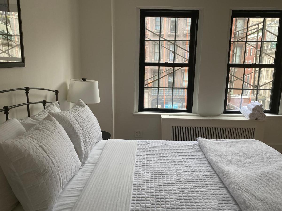 Central Park Apartments 30 Day Stays นิวยอร์ก ภายนอก รูปภาพ